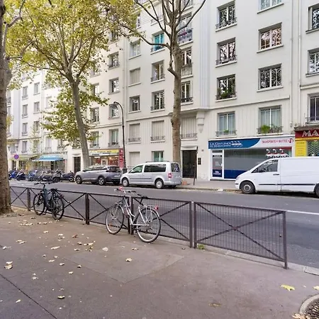 Calme A Buttes-chaumont * パリ